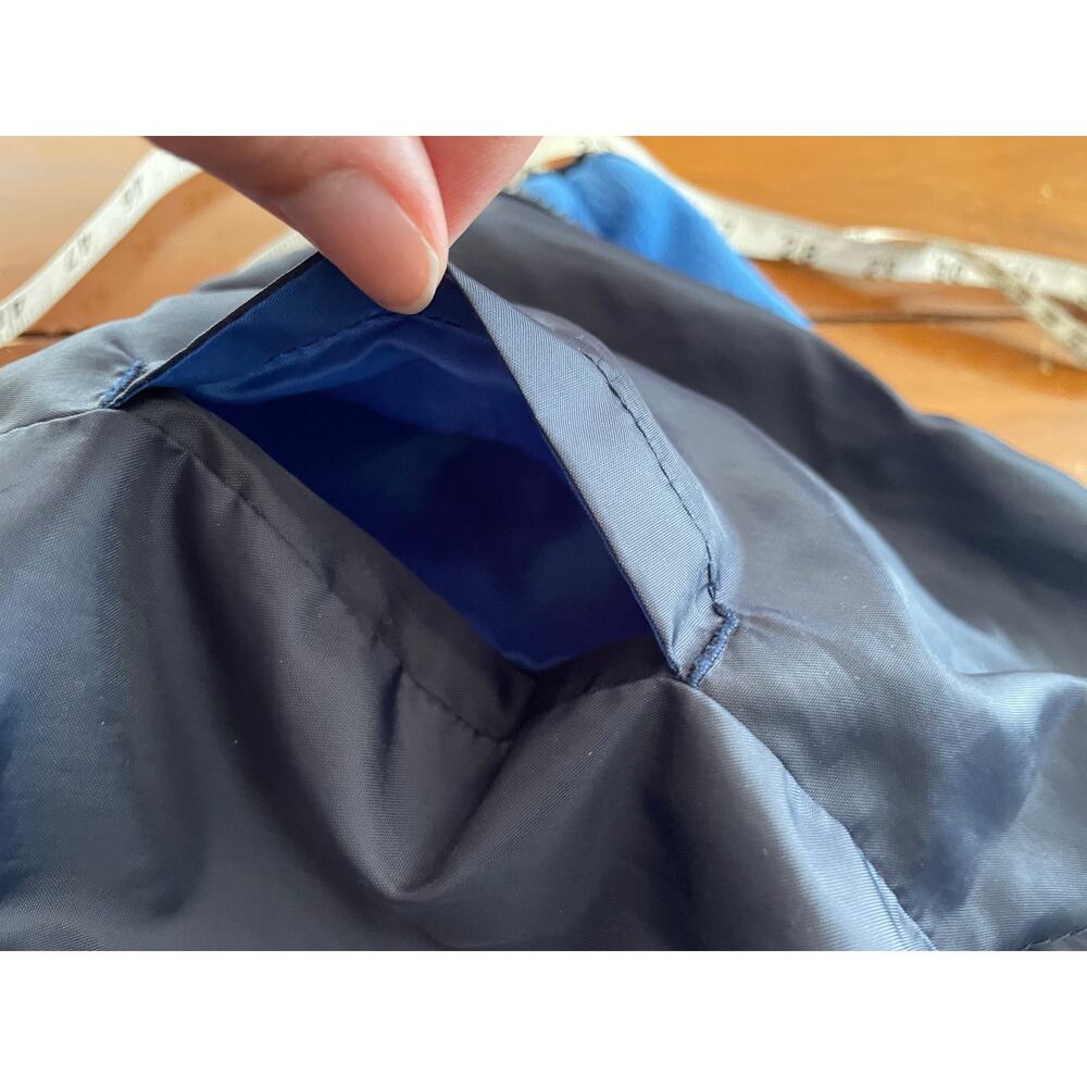 OshKosh B'Gosh Toddler Jacket Size 2T Pockets Blue Black Has Small Interior Flaw - Picture 13 of 14